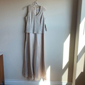 Karen Miller women’s Special Occasion dress size 10